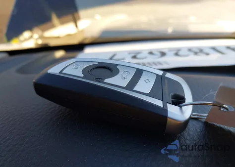 2016 BMW 528I из США, поврежденный, VIN WBA5A5C50GD527124